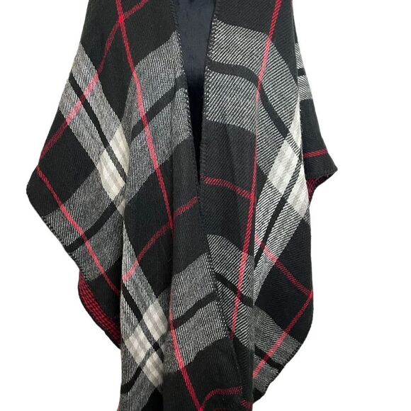 Woolrich Red Black Cape/Shaw Reversible Wool *WARM & COZY - Picture 3 of 12